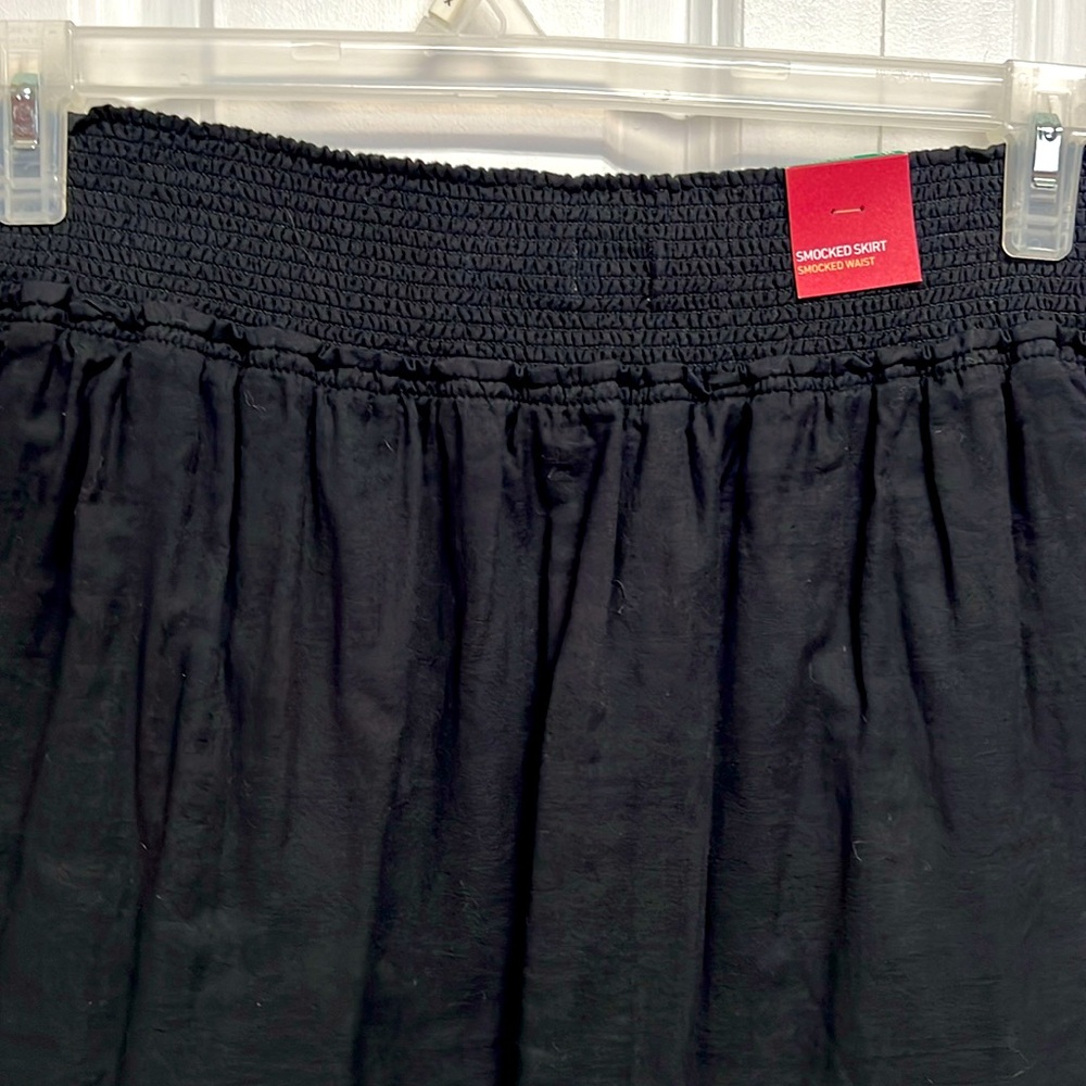 Mossimo Black Ebony Smocked Waist Mini Skirt Jr Size M NWT - Picture 5 of 7